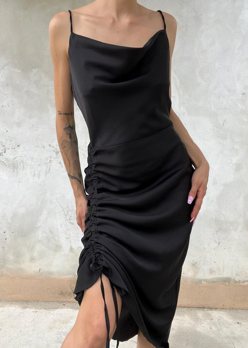 Abito vintage anni '90 con scollo morbido e fianco arricciato regolabile