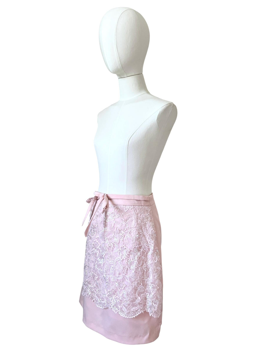 Mini gonna rosa con pizzo e paillettes