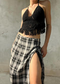 Reggiseno / top estivo in filo di cotone lavorato a crochet con coppe interne e fili pendenti sul