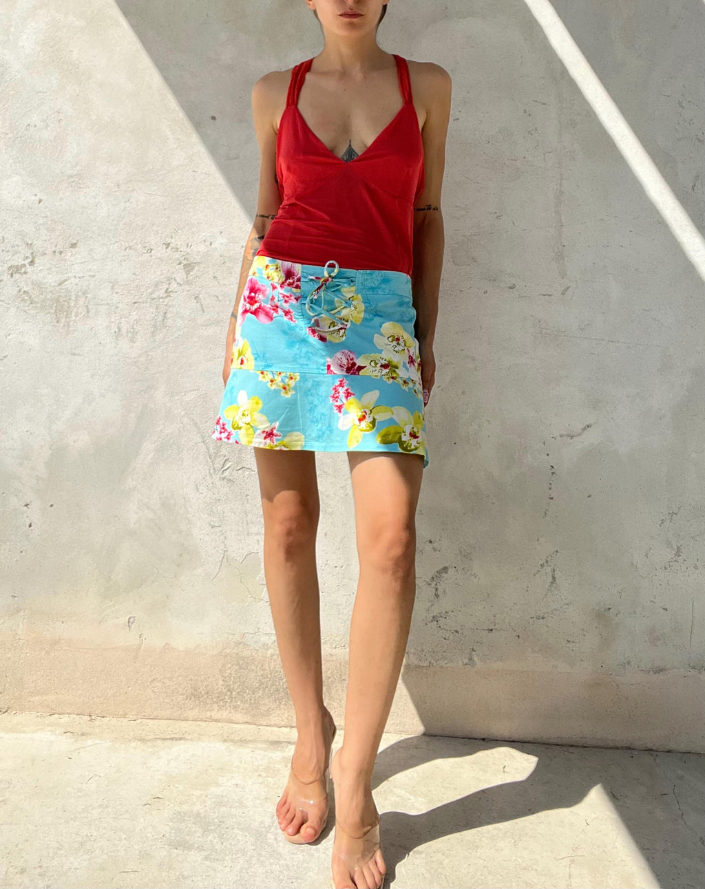Minigonna Vintage Floreale con Lacci Frontali