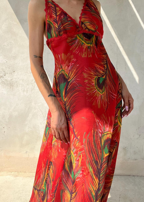 Abito estivo vintage rosso con stampa piume di pavone