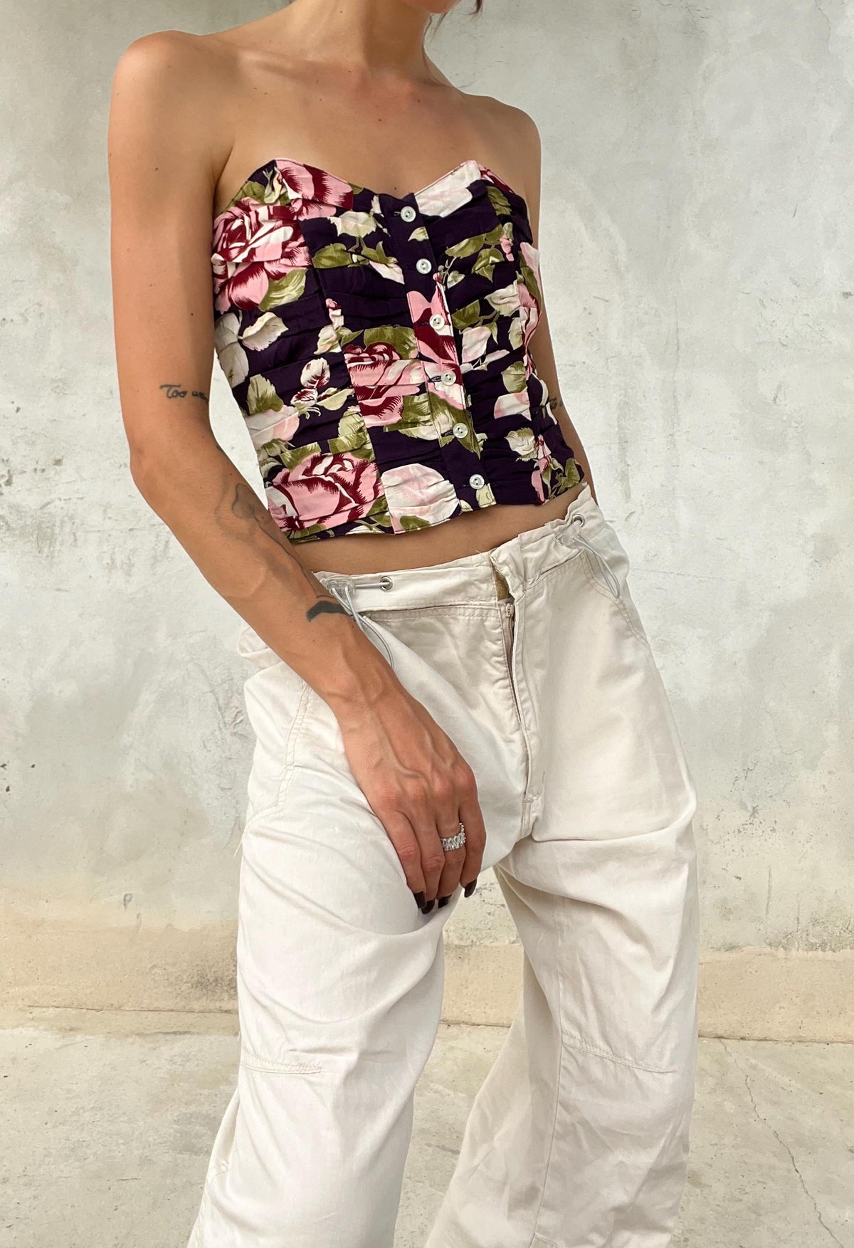 Corsetto vintage viola con motivo floreale