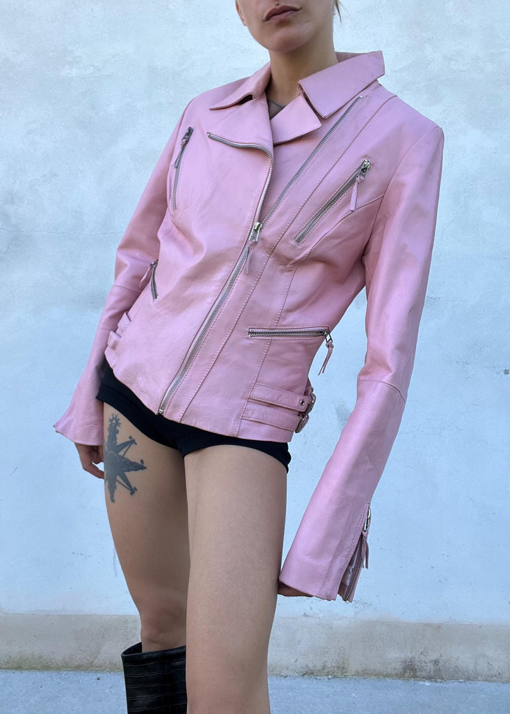 Chiodo vintage di pelle rosa