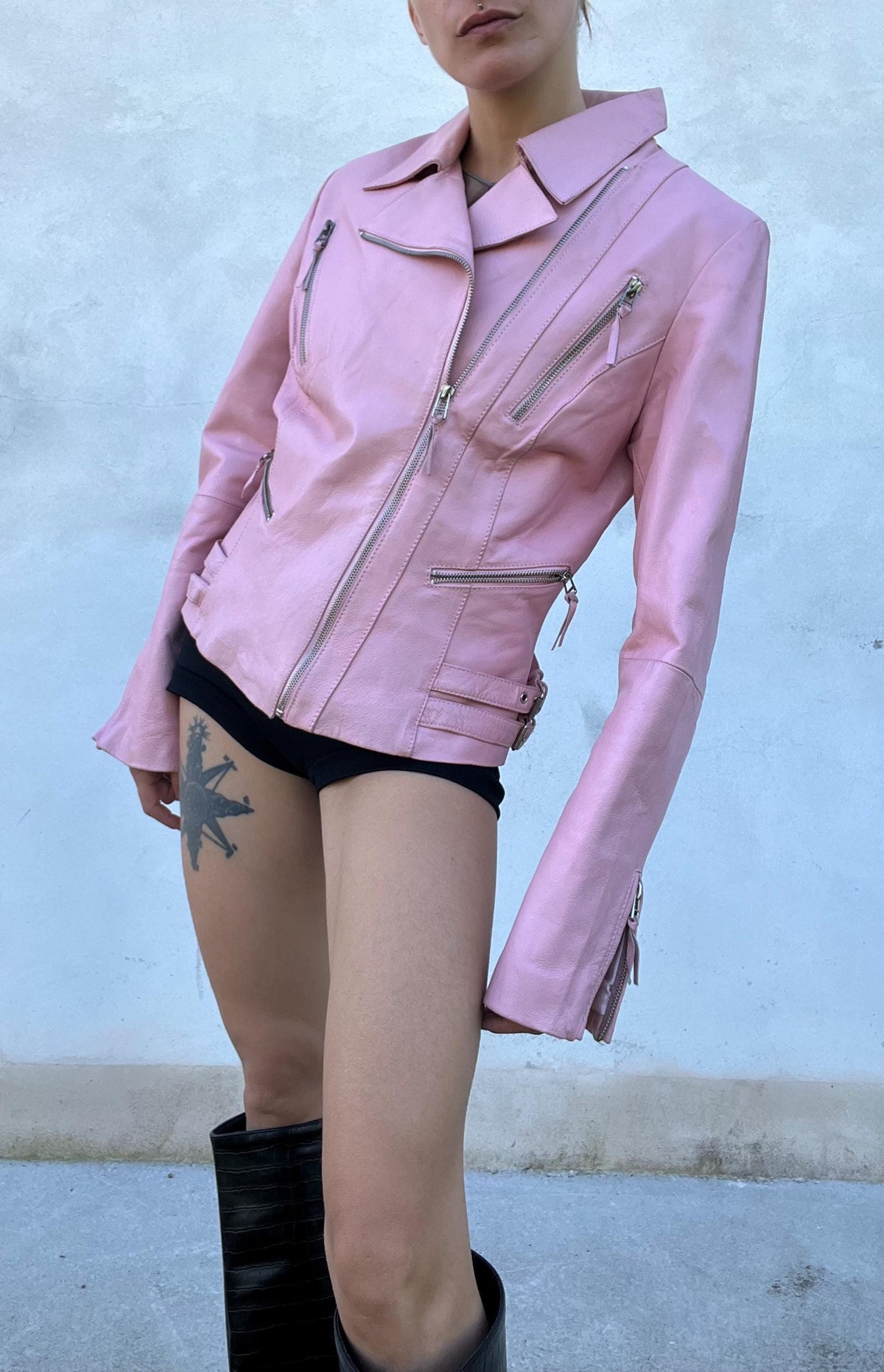 Chiodo vintage di pelle rosa