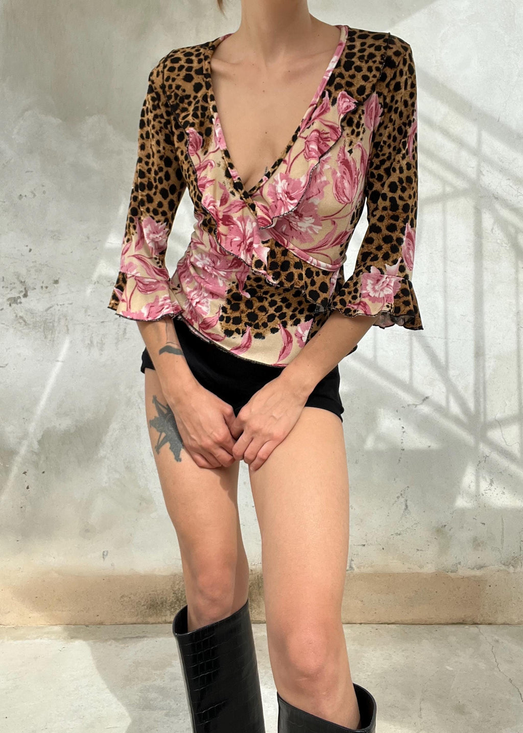 Top vintage incrociato leopardato