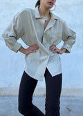 Camicia vintage di viscosa con particolare motivo ricamato sul davanti