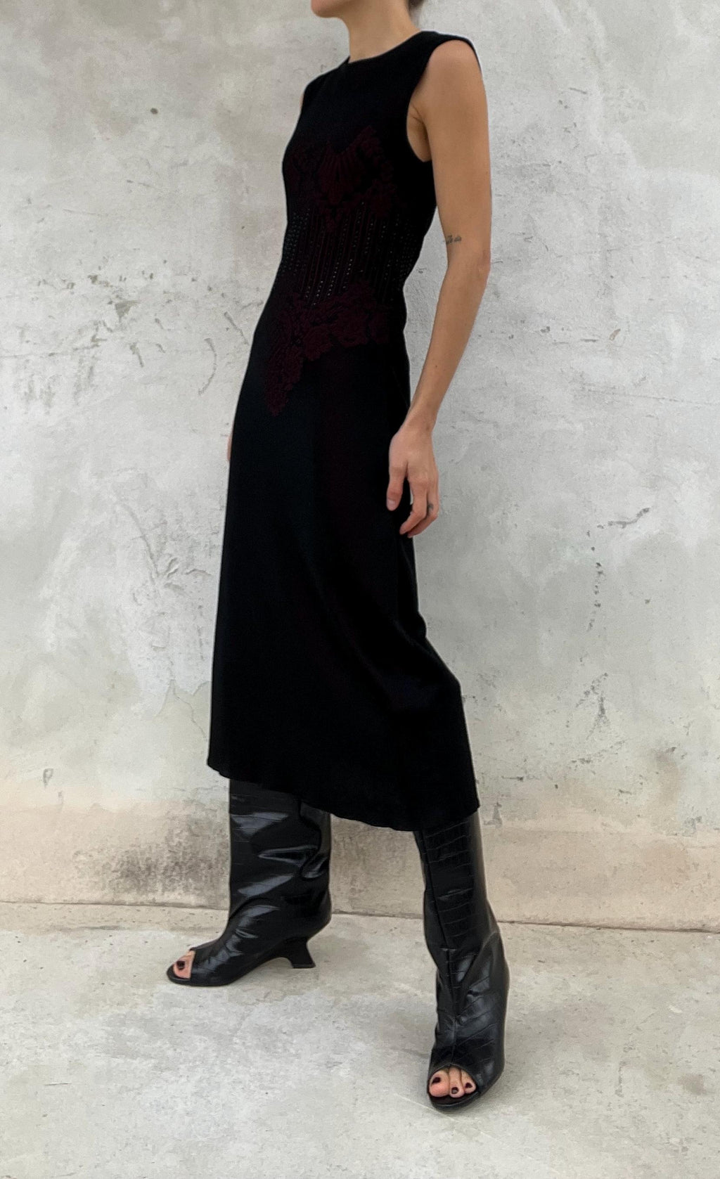 Abito vintage Escada lungo in maglia jacquard nero e rosso