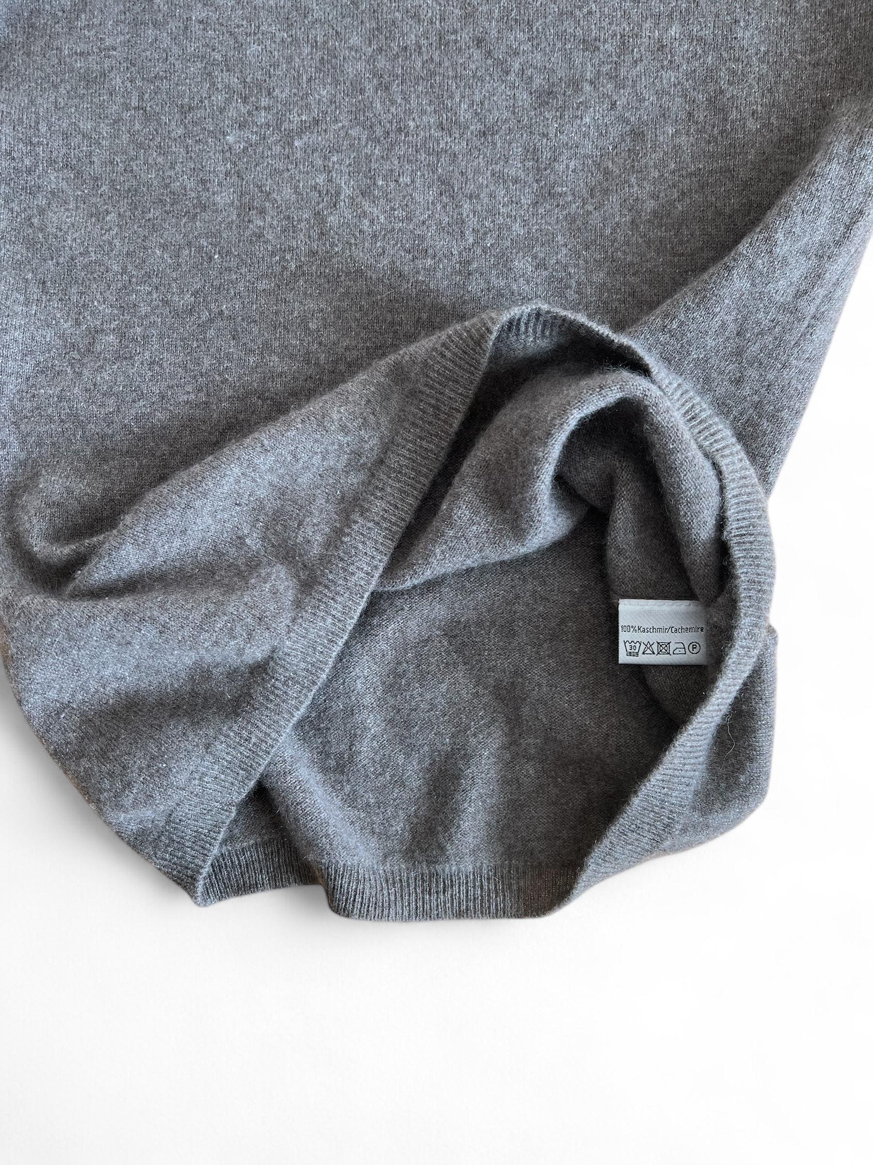 Top di cashmere color tortora