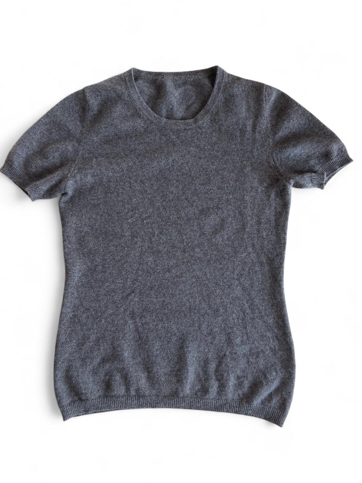 Top di cashmere color tortora