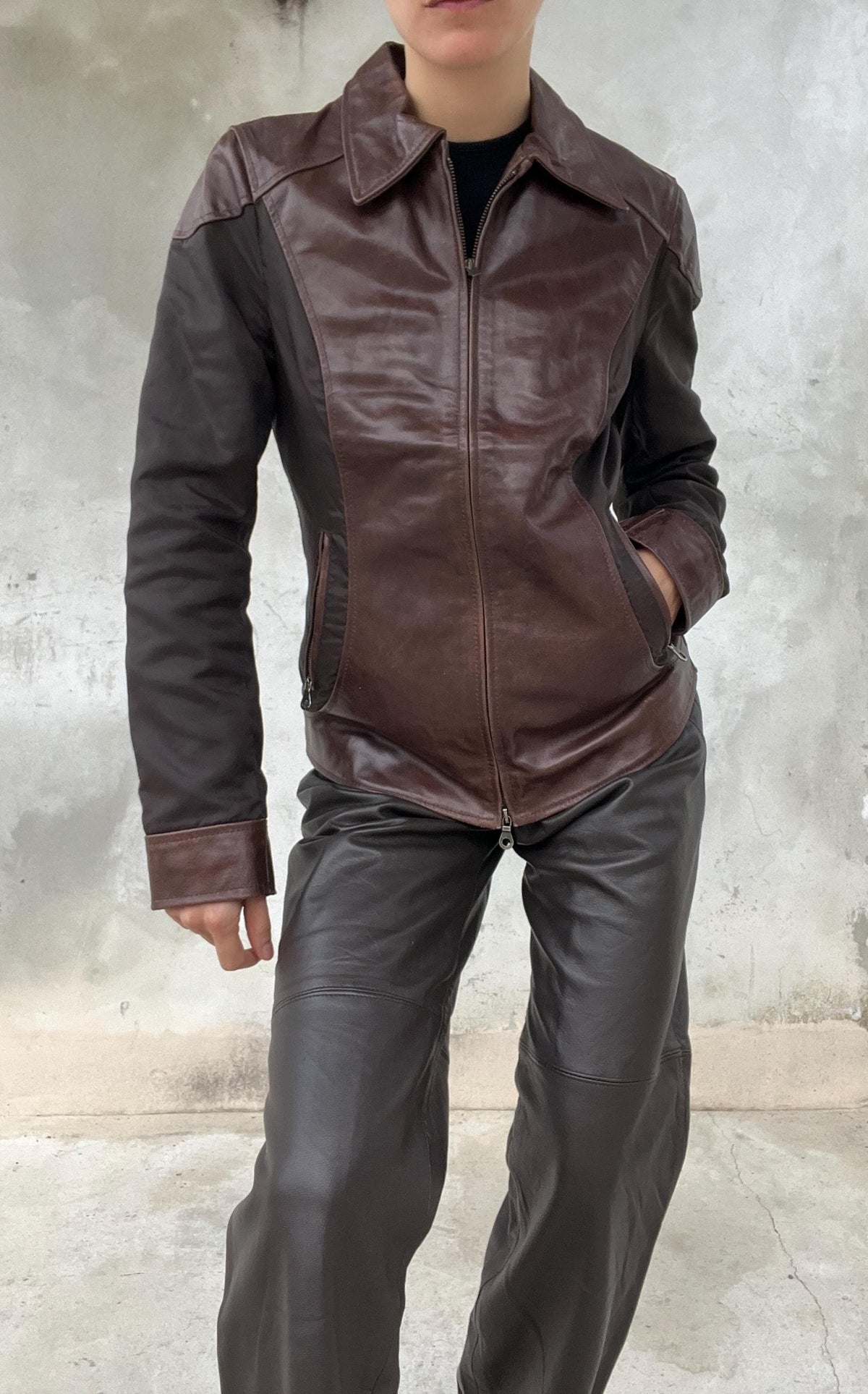 Giacca Vintage Y2K in Pelle Marrone con Inserti Tecnici