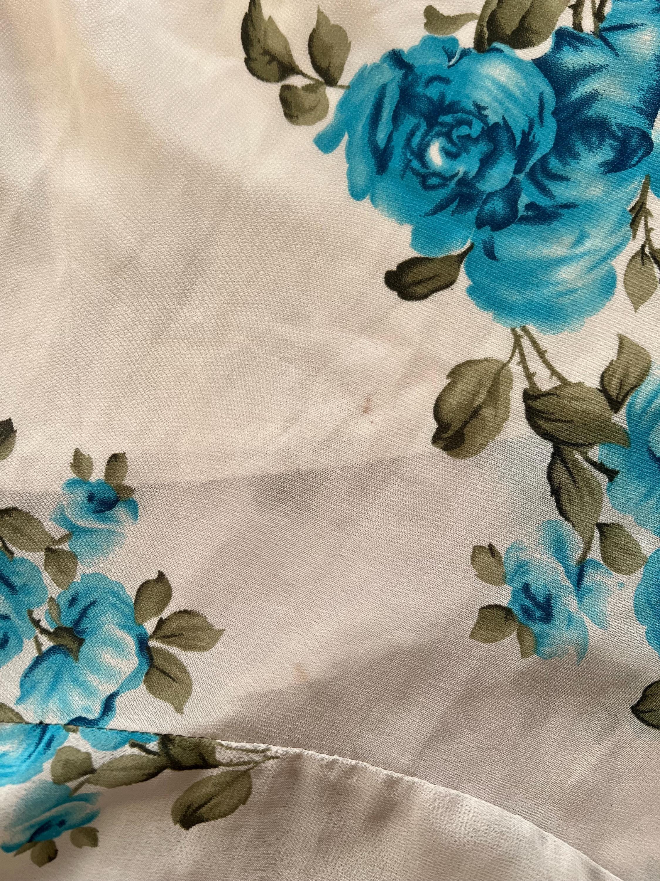 Gonna svasata e asimmetrica vintage stampata a fiori