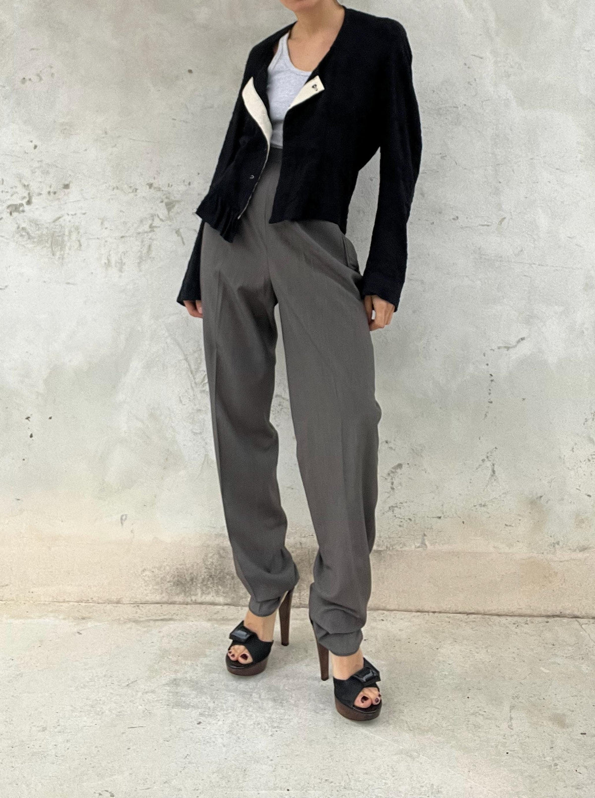 Pantaloni classici in viscosa leggera, grigio melange