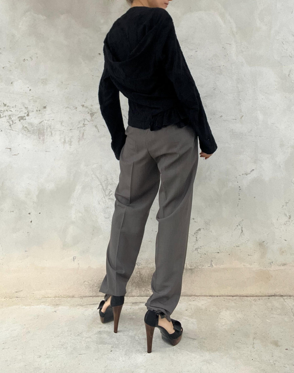 Pantaloni classici in viscosa leggera, grigio melange