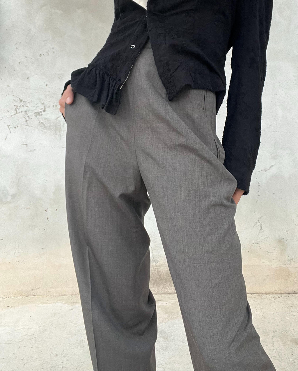 Pantaloni classici in viscosa leggera, grigio melange