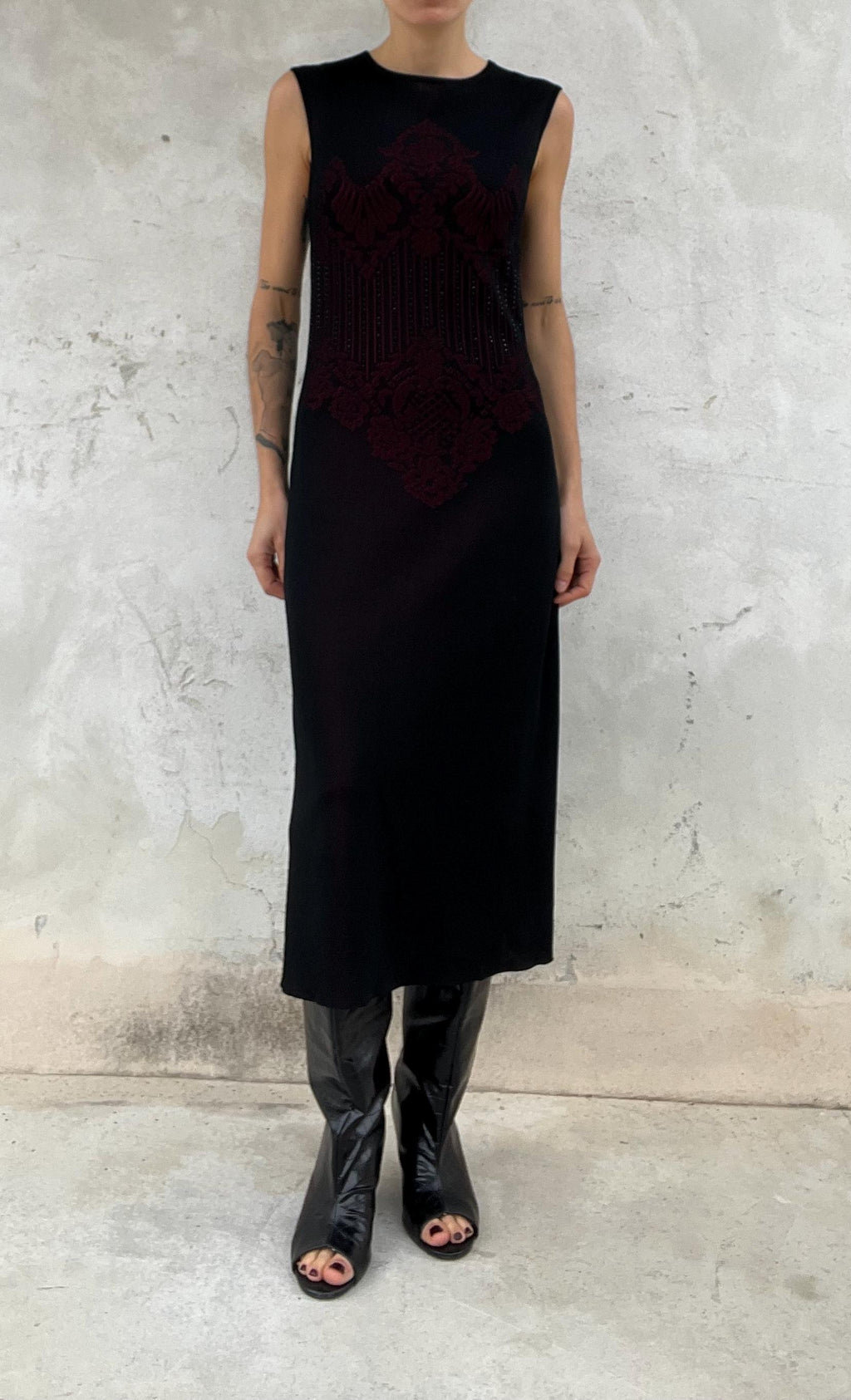 Abito vintage Escada lungo in maglia jacquard nero e rosso