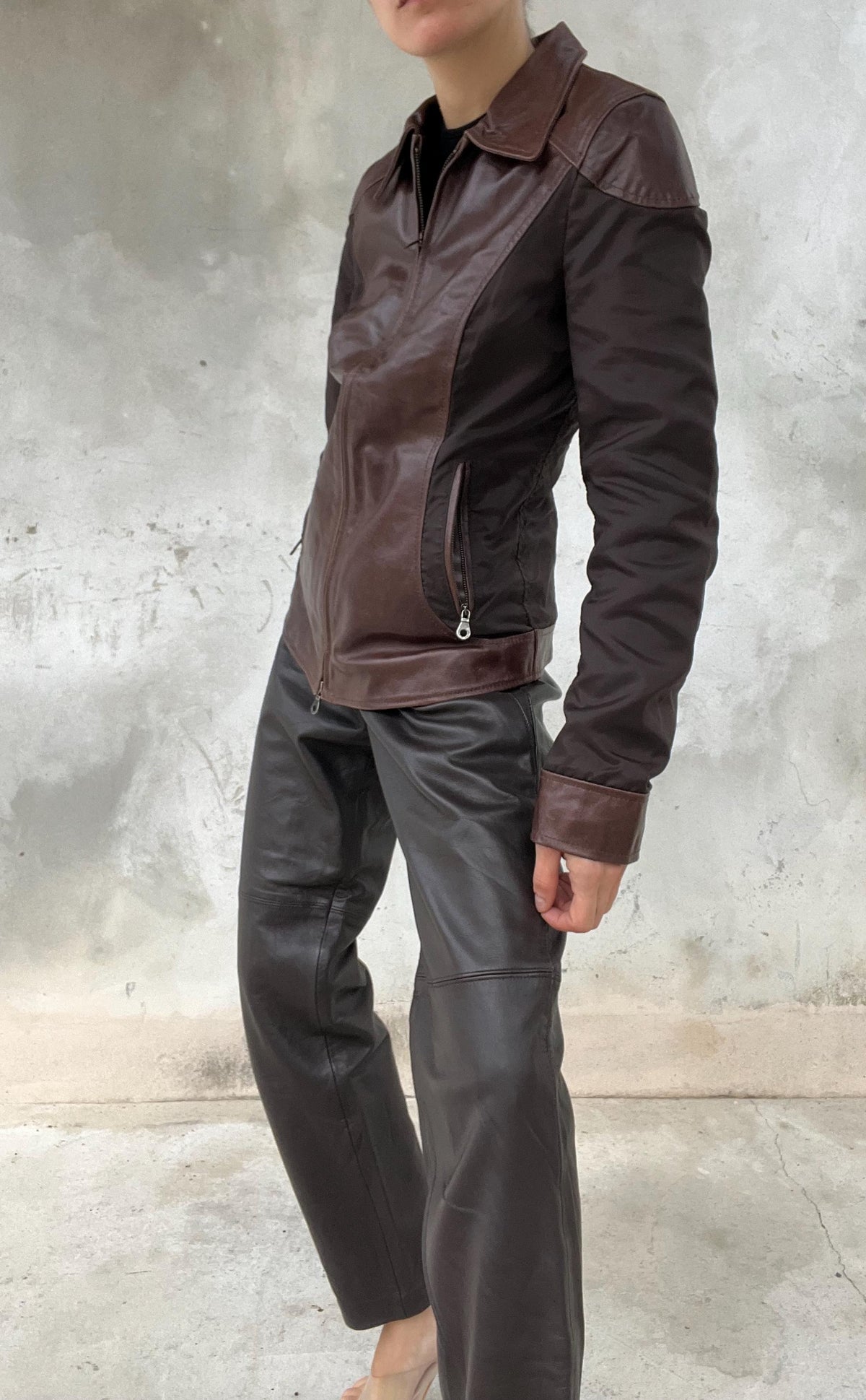 Giacca Vintage Y2K in Pelle Marrone con Inserti Tecnici