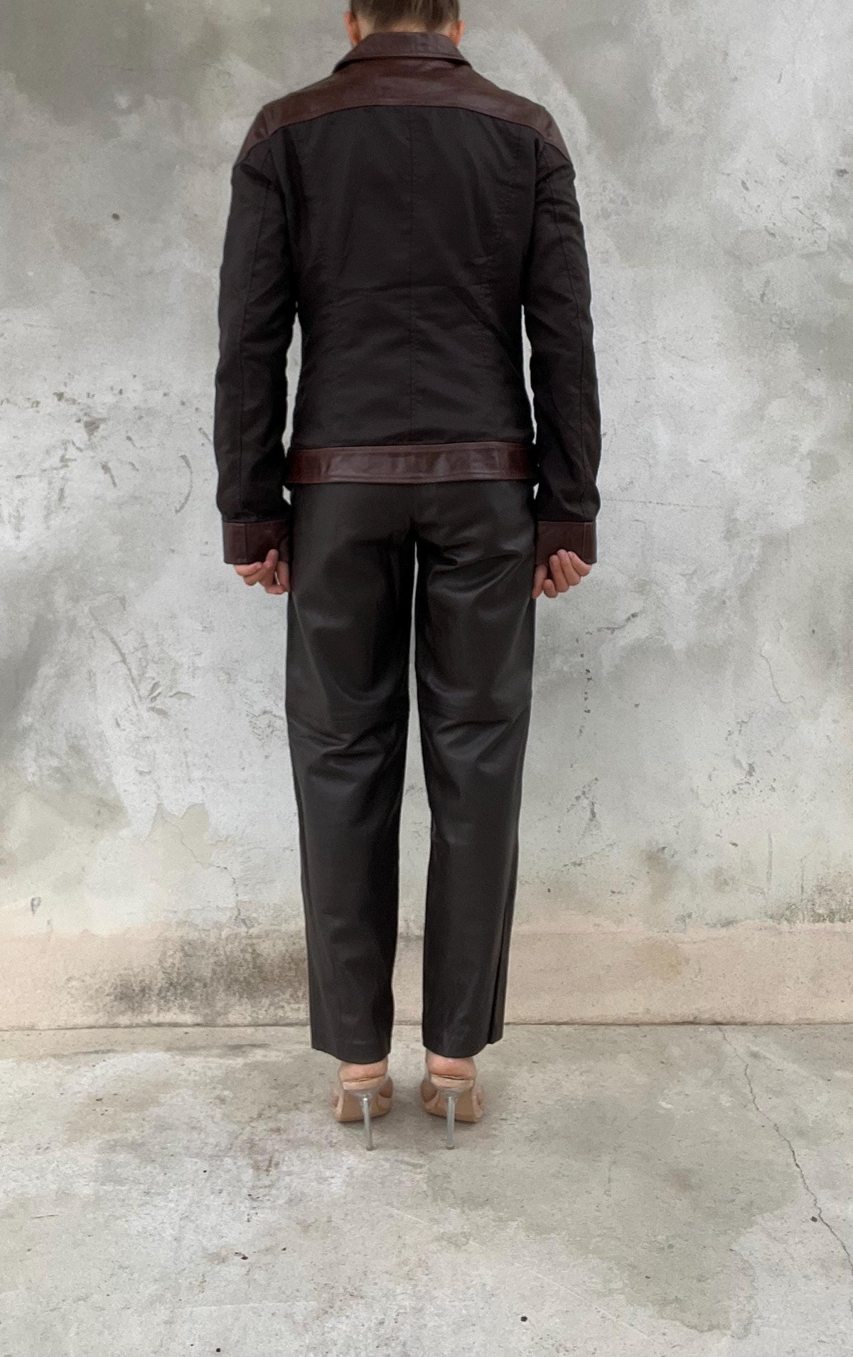 Giacca Vintage Y2K in Pelle Marrone con Inserti Tecnici