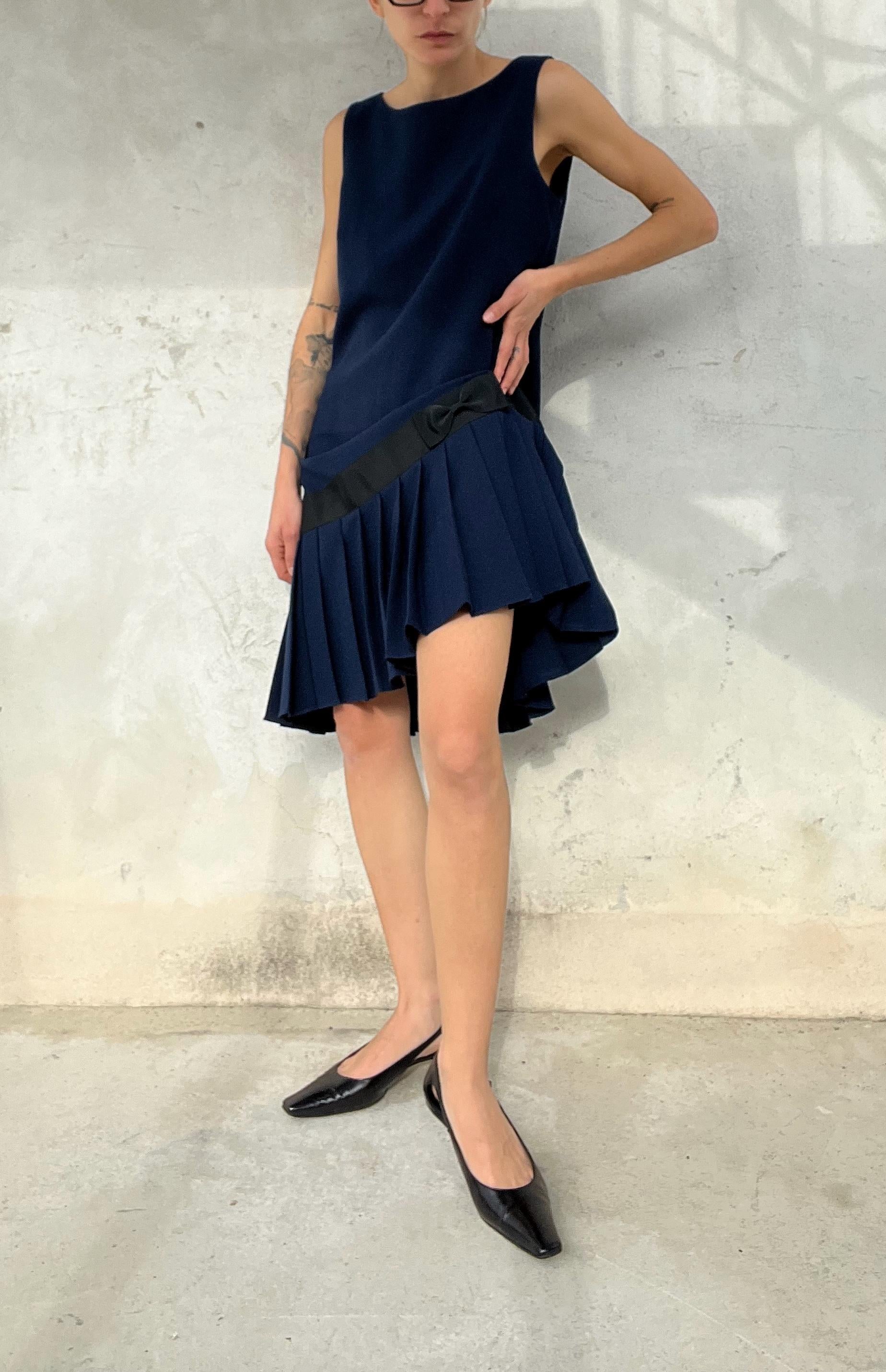 Abito tennis vintage blu con pieghe di Karl Lagerfeld