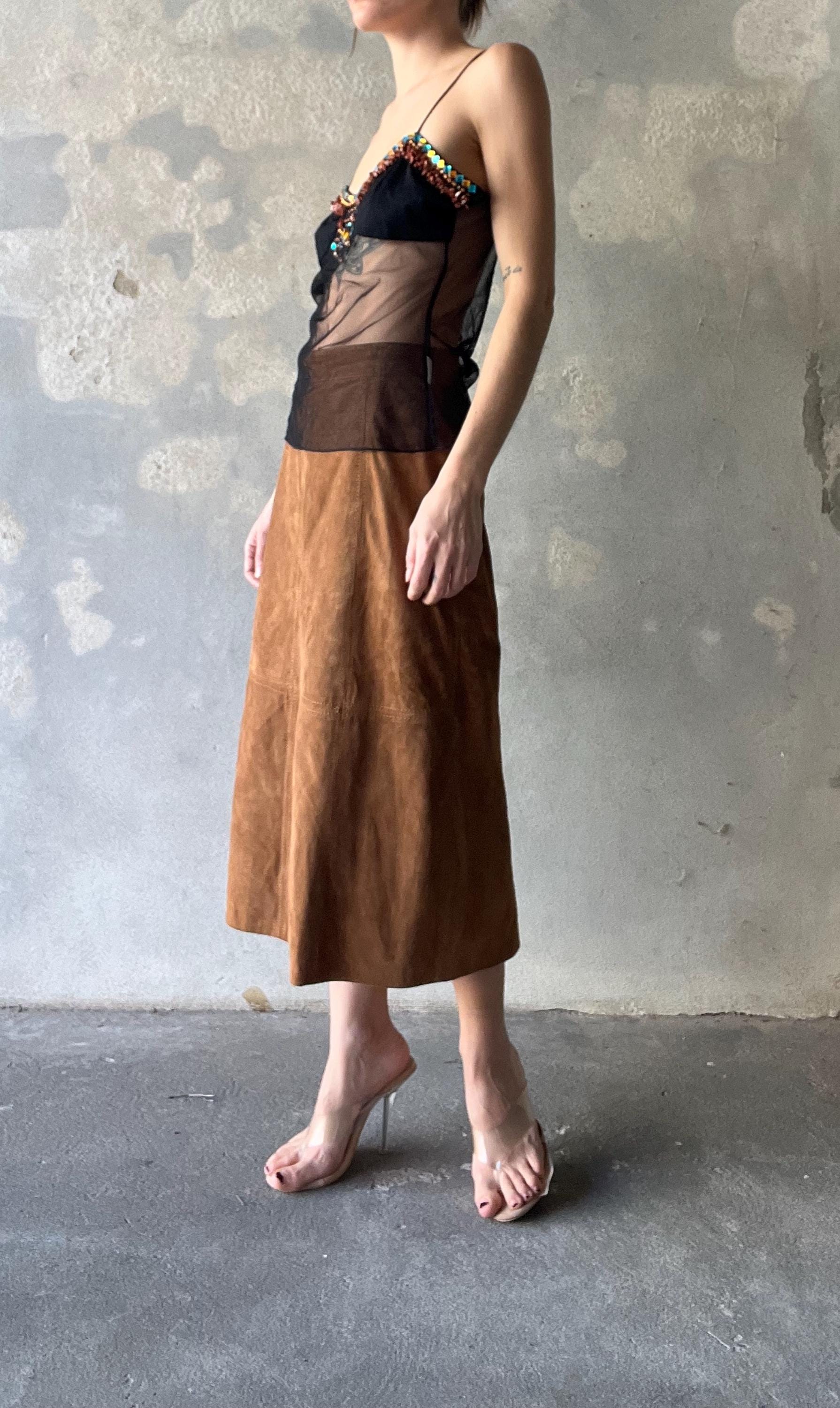 Tulle top nero ricamato con pietre e cristalli