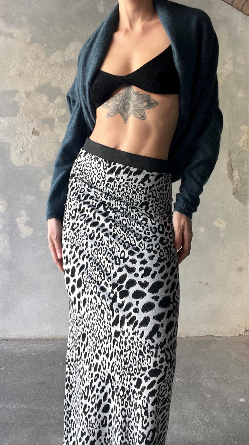 Gonna lunga leopardata in maglia