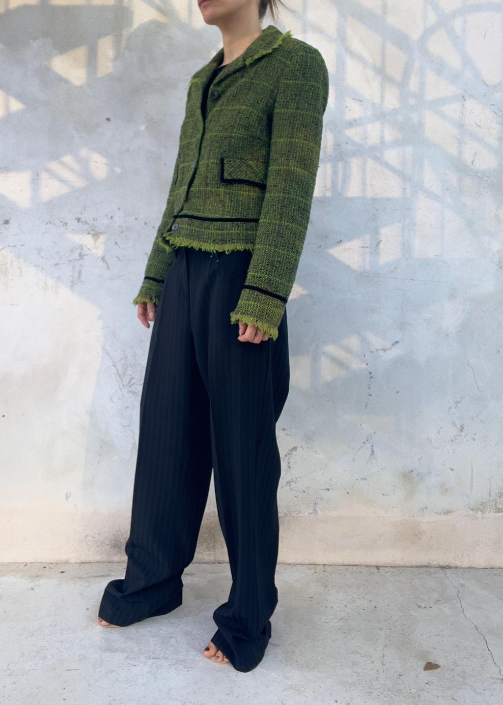 Pantaloni Gessati Vintage Y2K con Borchie Metalliche