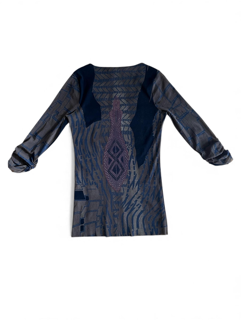 Top tulle mesh stampato tribale con manica 3 / 4 arricciata