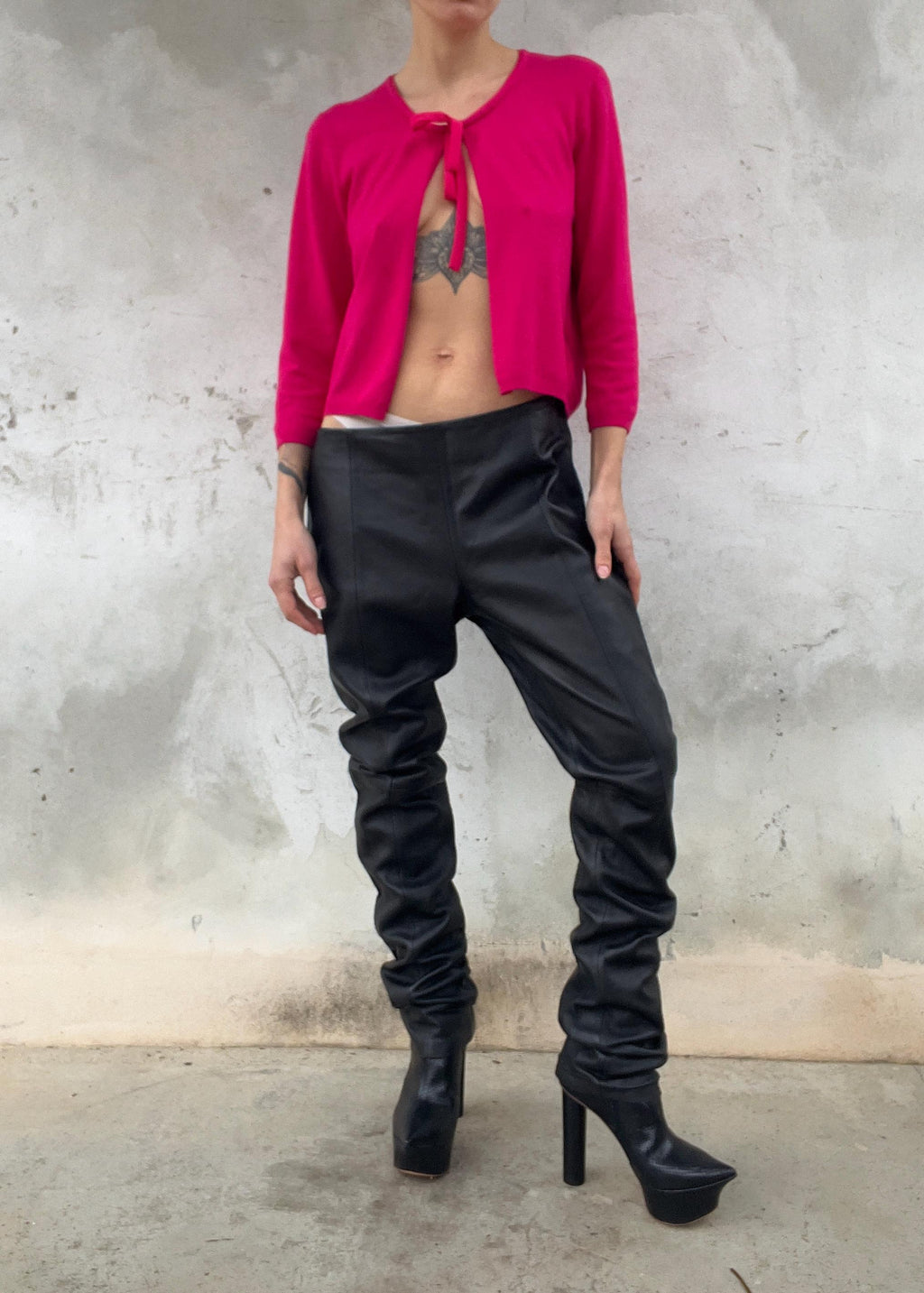 Pantaloni pelle morbida vita bassa