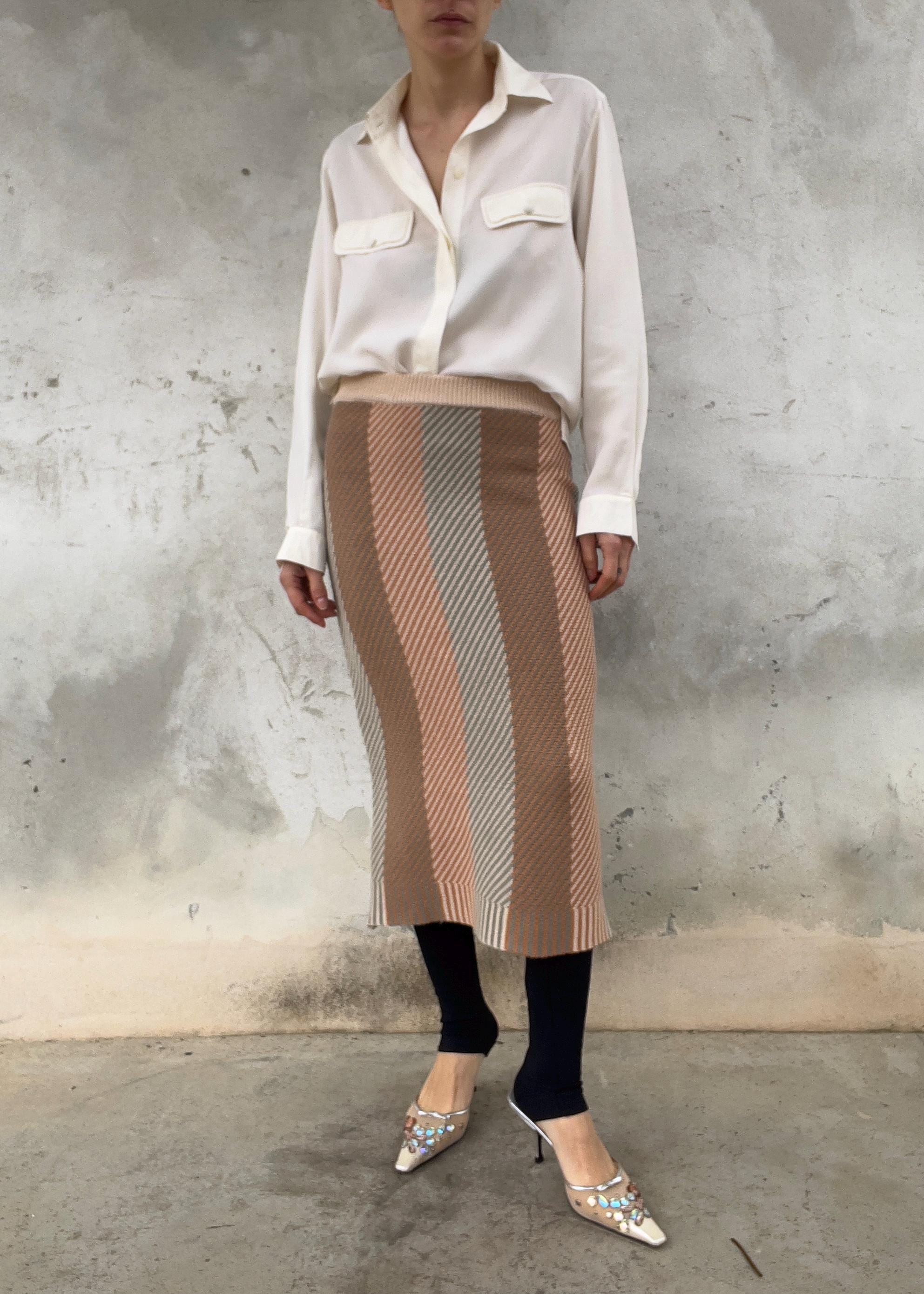 Gonna in maglia midi dai colori cipria, marrone e grigio
