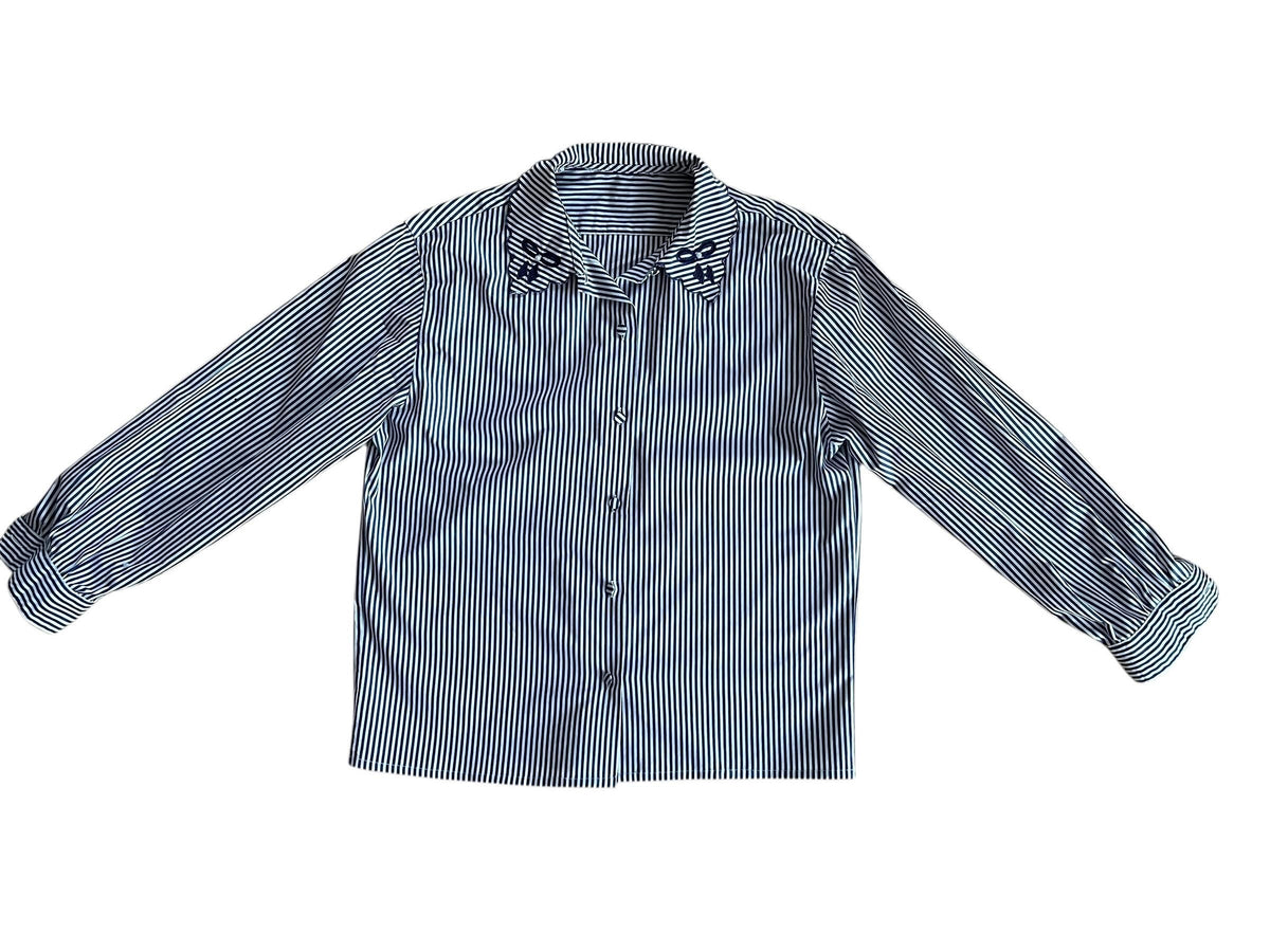 Camicia a righe con colletto ricamato