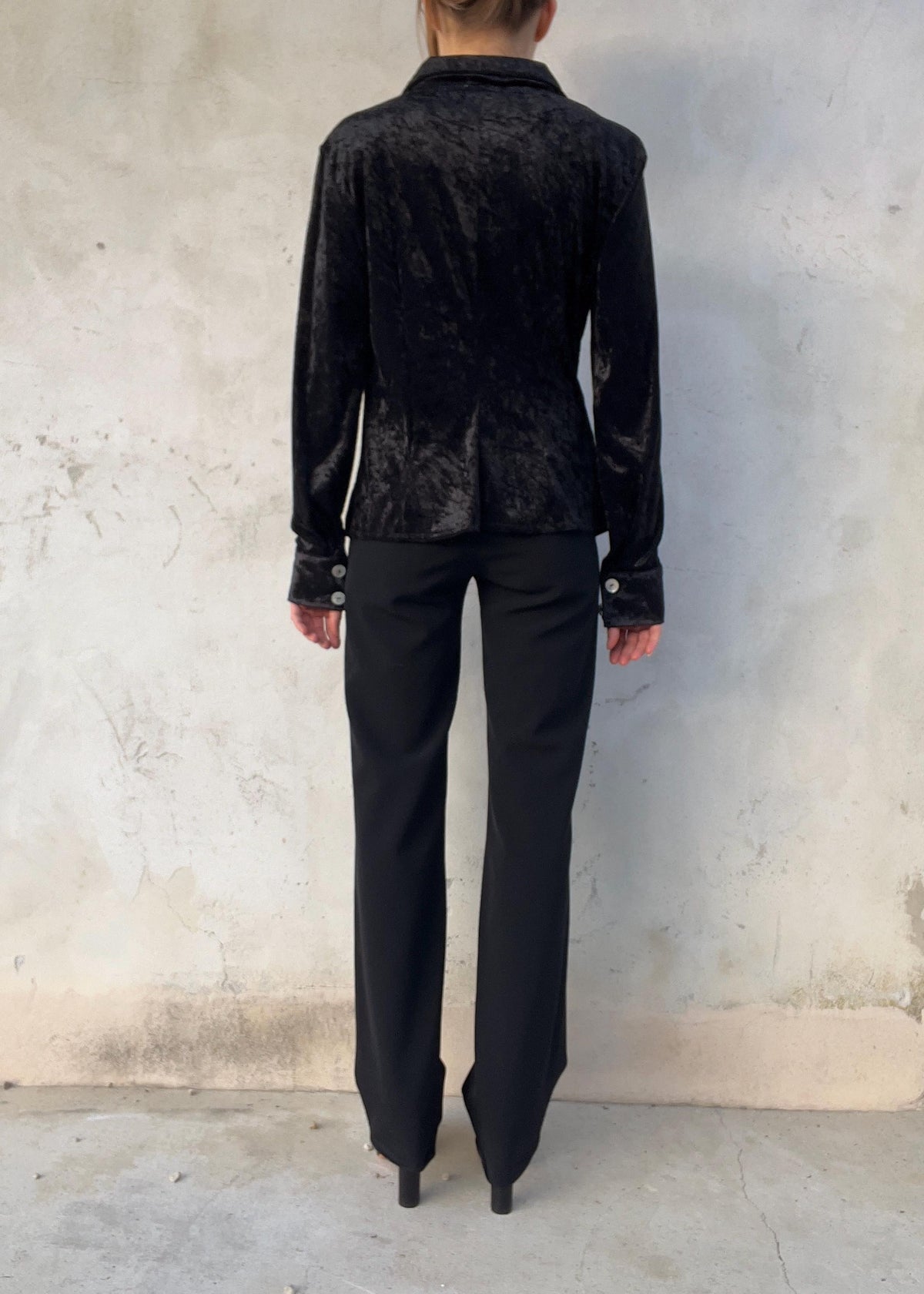 Camicia in velluto nera leggera