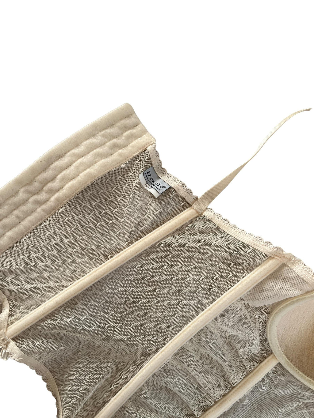 Corsetto in pizzo con stecche e ganci e spalline regolabili