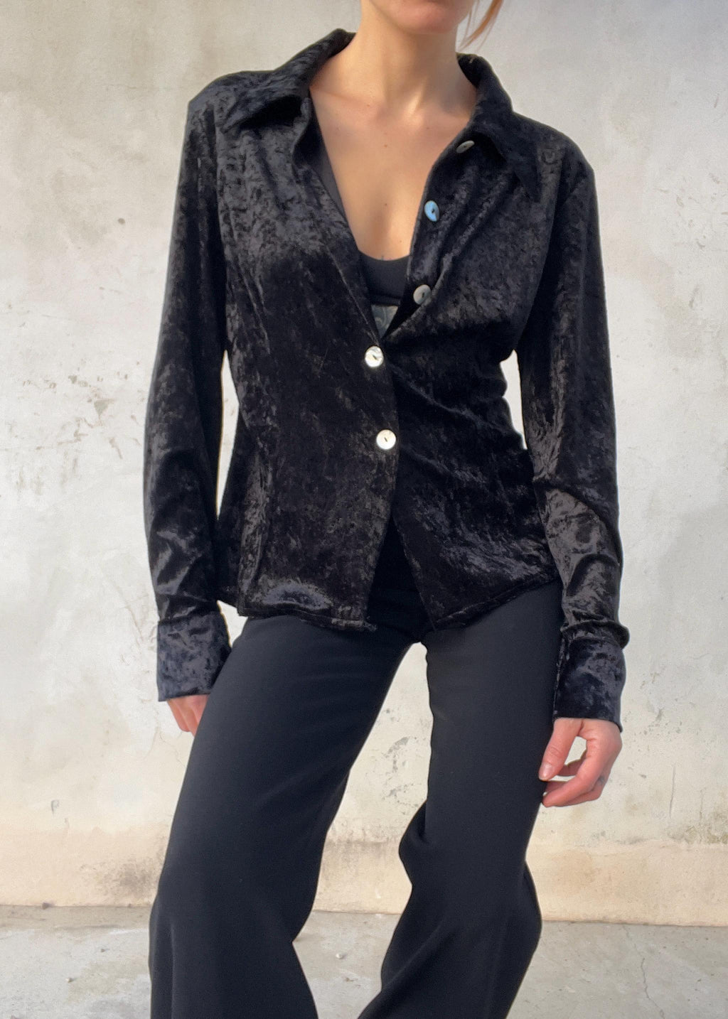 Camicia in velluto nera leggera