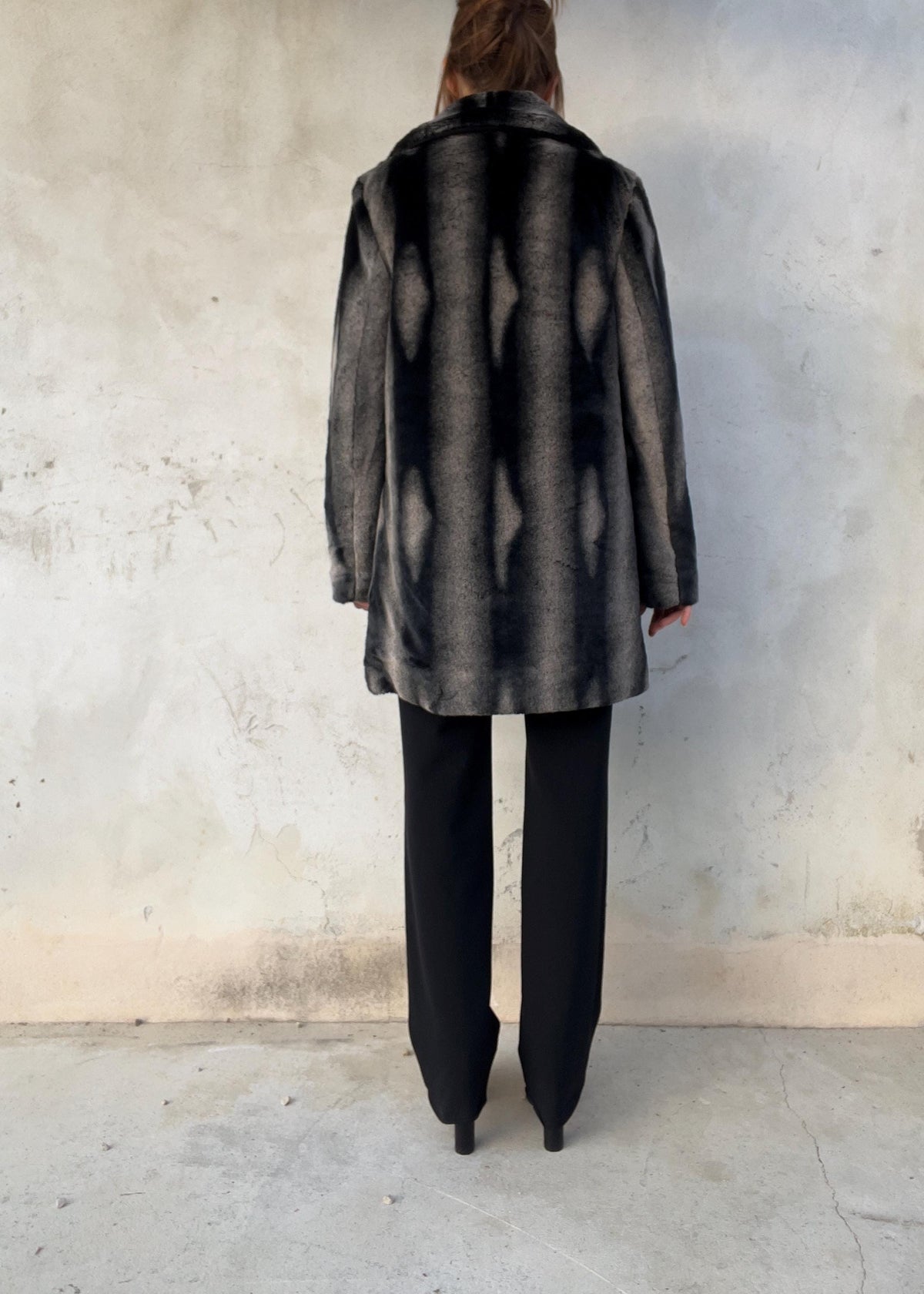 Pelliccia sfumata grigio-nero
