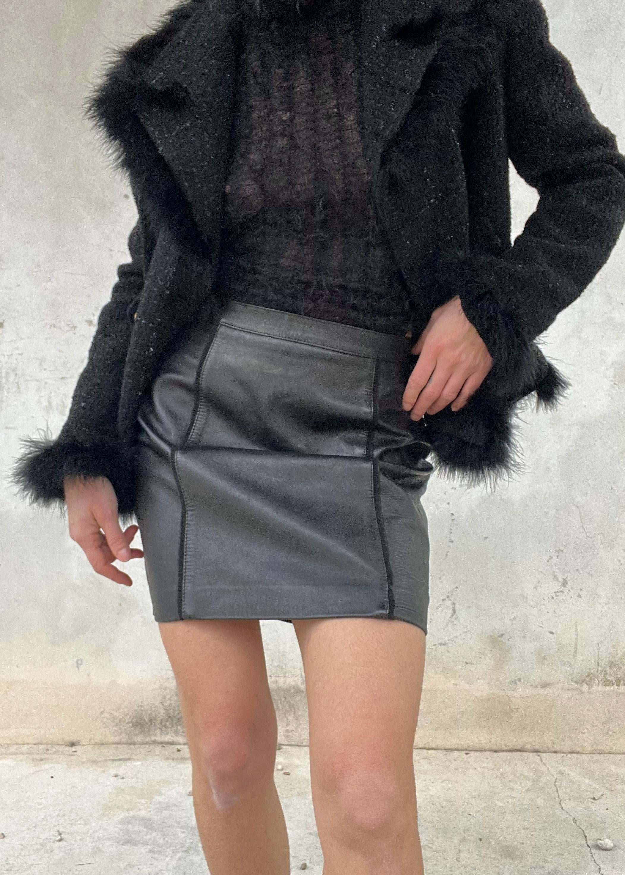 Gonna Mini Vintage in Vera Pelle Nera