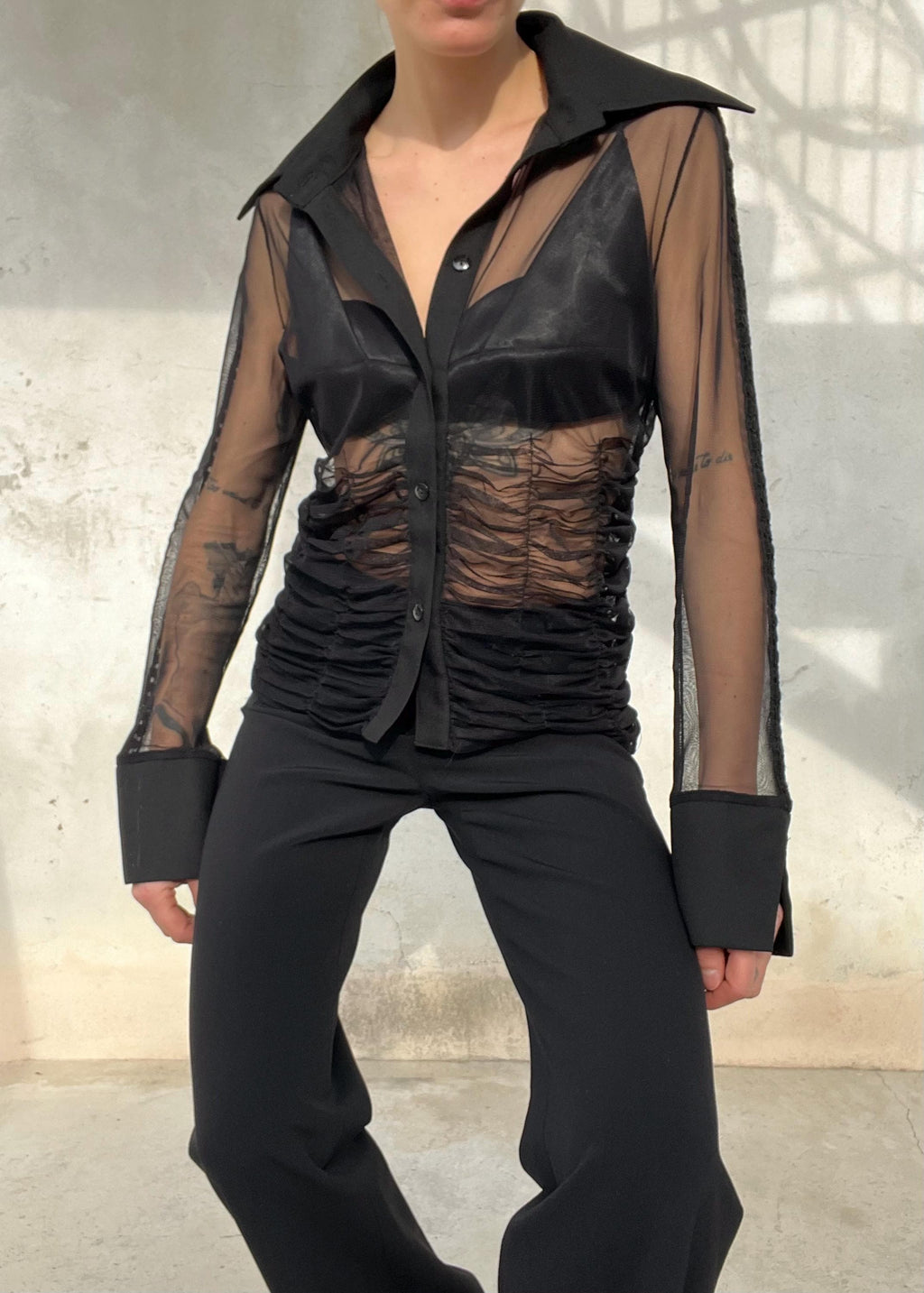 Camicia Trasparente Nera Vintage Mesh con Drappeggio