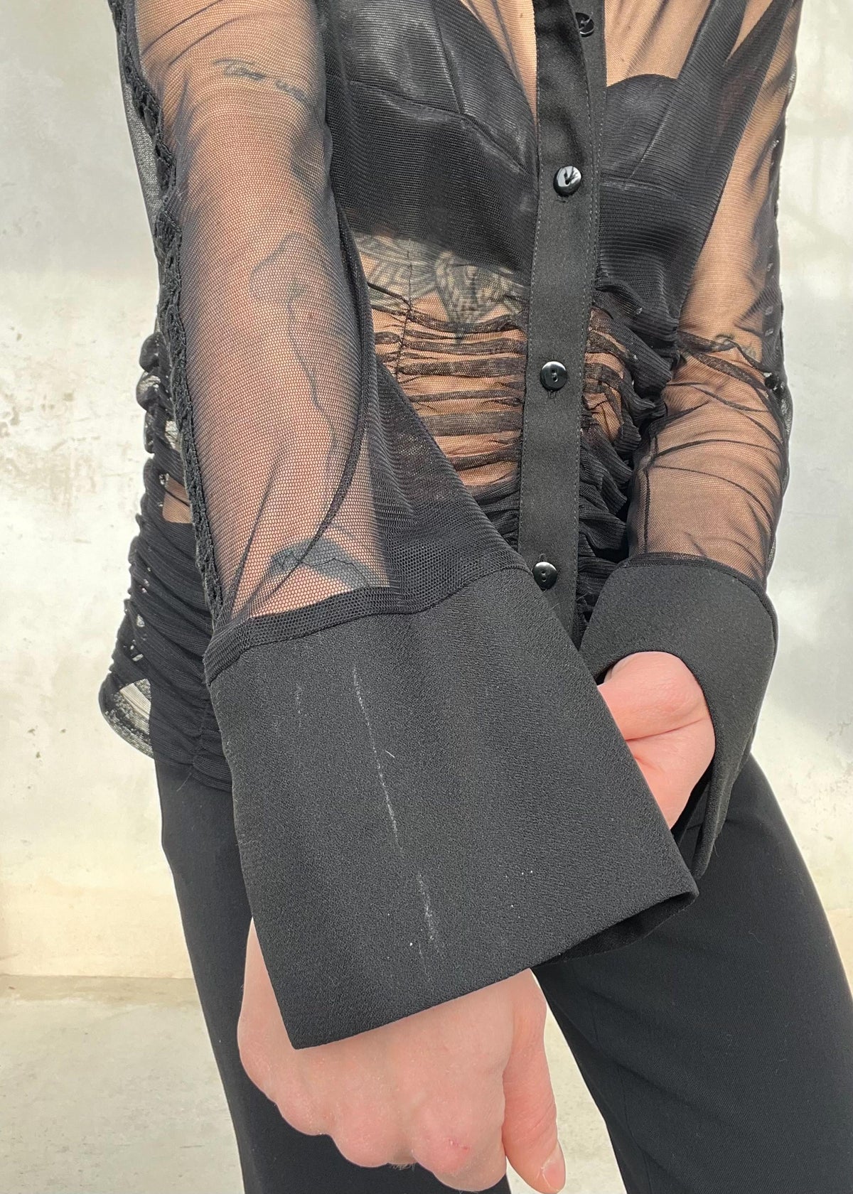 Camicia Trasparente Nera Vintage Mesh con Drappeggio