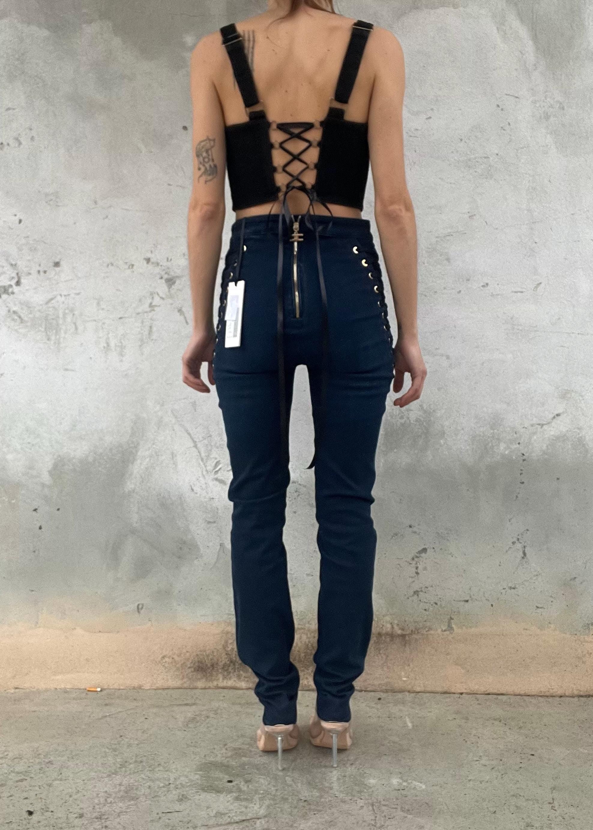 Top Corsetto Nero con Lacci sul Retro