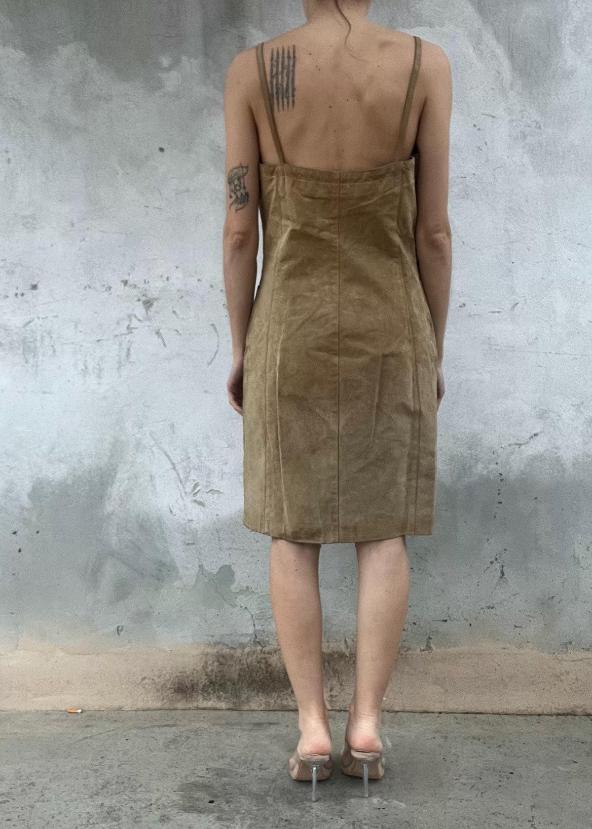 Abito vintage in pelle beige stile corsetto anni 90 minimal chic
