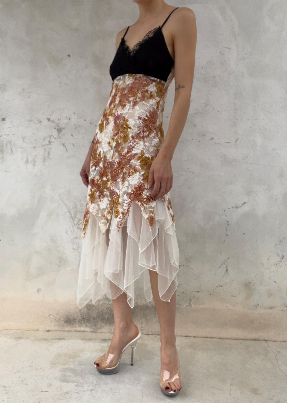Fairy dress vintage in pizzo floreale e tulle