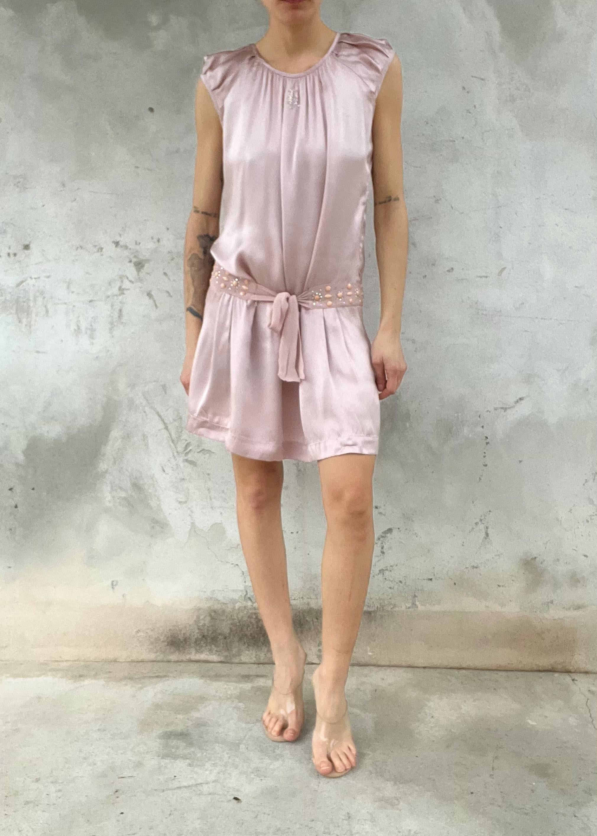 Abito vintage pura seta rosa cipria con cintura gioiello