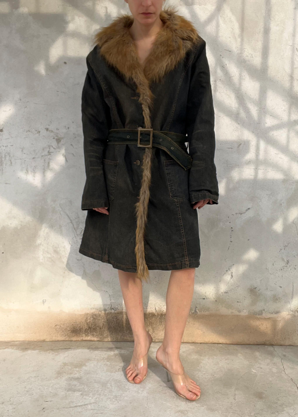 Cappotto Denim Vintage Y2K con Collo in Ecopelliccia