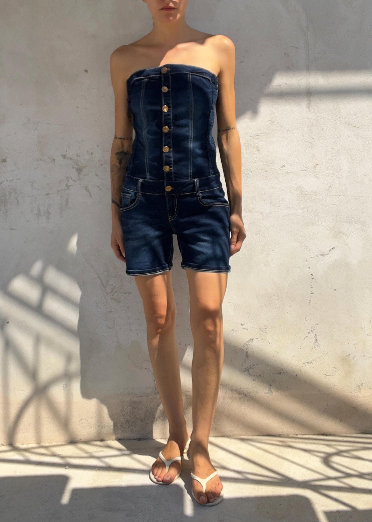 Tutina vintage in denim dal perfetto stile Y2K
