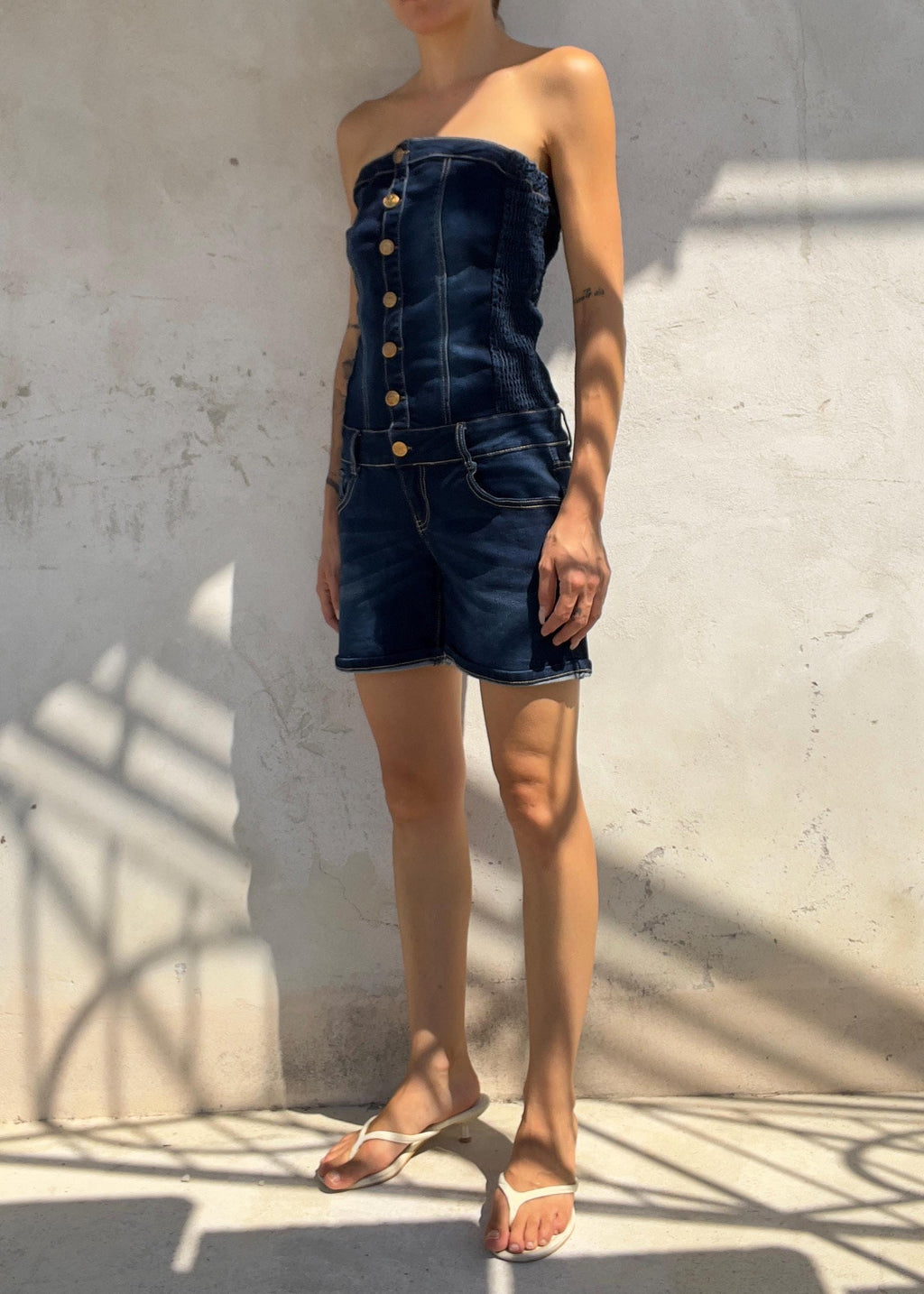 Tutina vintage in denim dal perfetto stile Y2K
