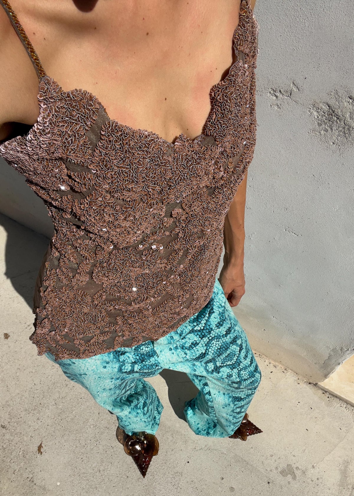 Top Vintage Y2K in Mesh Ricamata con Paillettes
