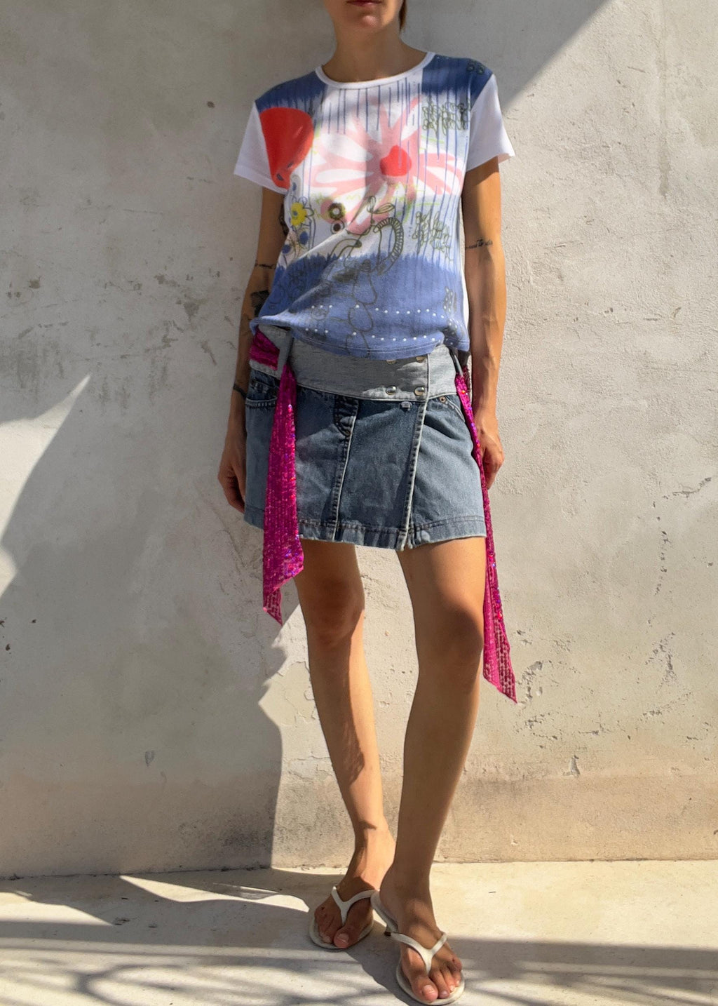 Minigonna Denim Vintage Y2K Vita Bassa con Fusciacca Paillettes Fucsia
