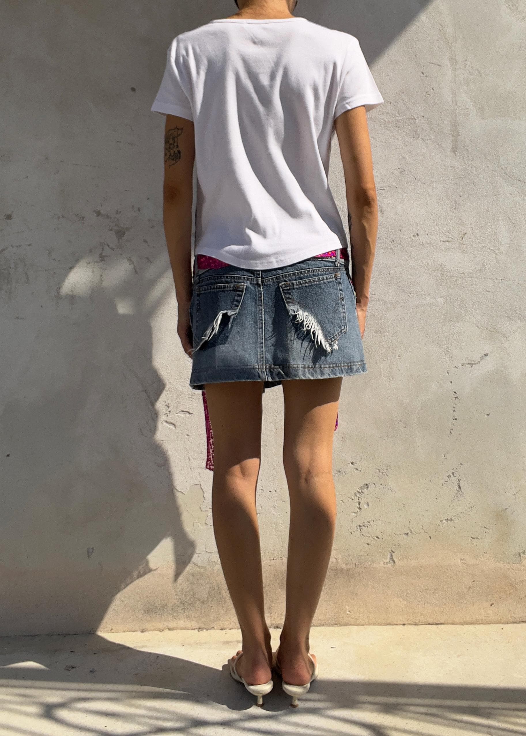 Minigonna Denim Vintage Y2K Vita Bassa con Fusciacca Paillettes Fucsia