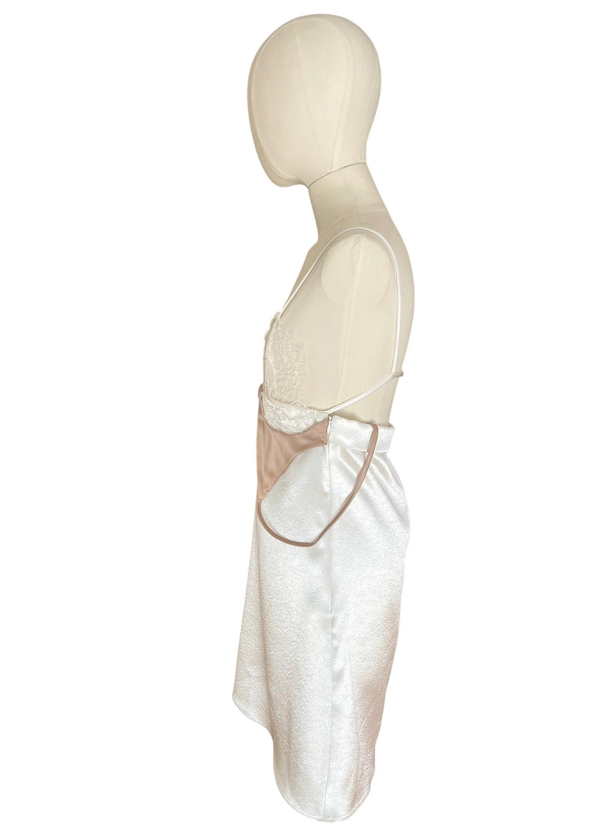 Abito Satin Avorio con Reggiseno in Pizzo