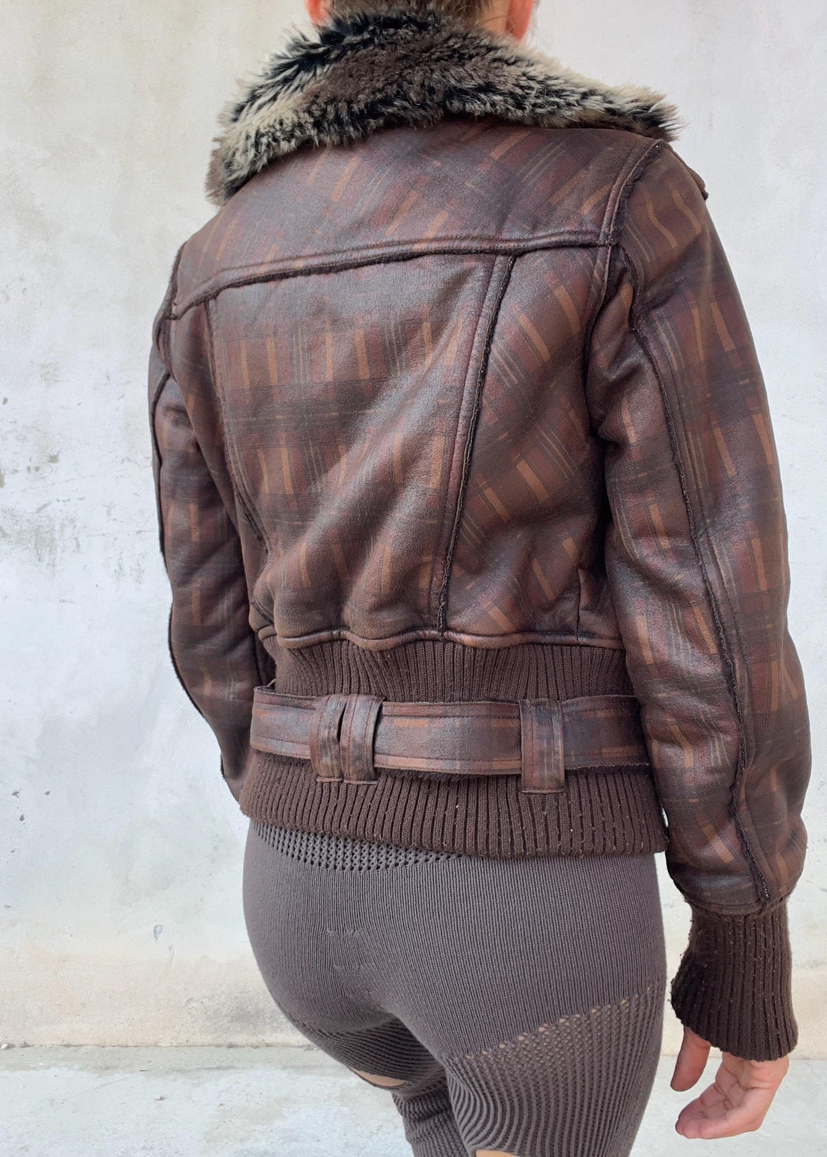 Giacca Aviator Y2K in Ecopelle con Ecopelliccia