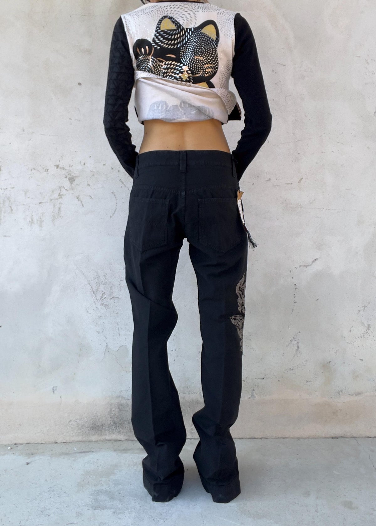 Pantaloni Casucci Vintage Y2K Neri con Ricamo Orientale