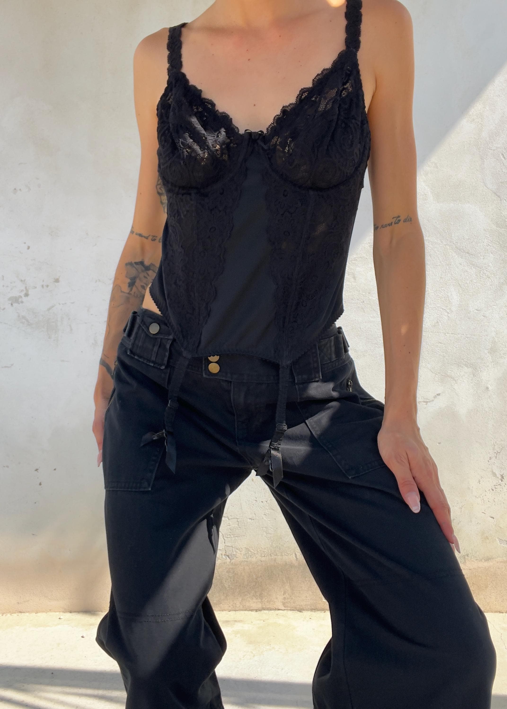 Corsetto Vintage Desiree Nero in Pizzo